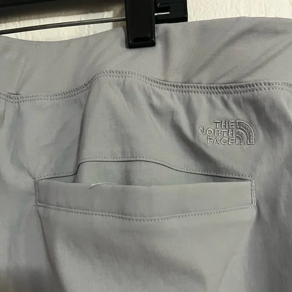 The North Face Woman’s Pants Size 3X - Picture 6 of 7